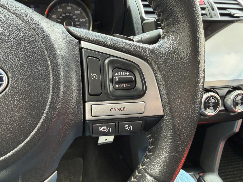 2017 Subaru Forester Image 21