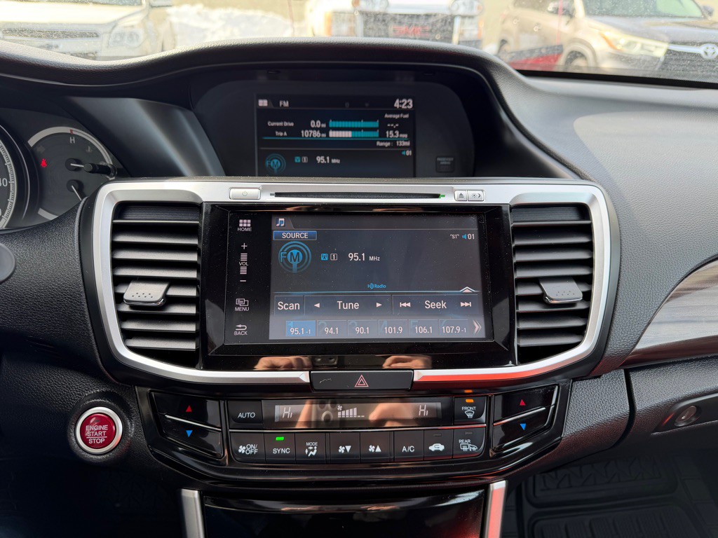 2017 Honda Accord Image 20