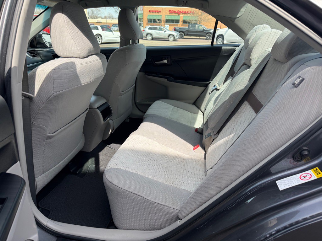 2014 Toyota Camry Image 8