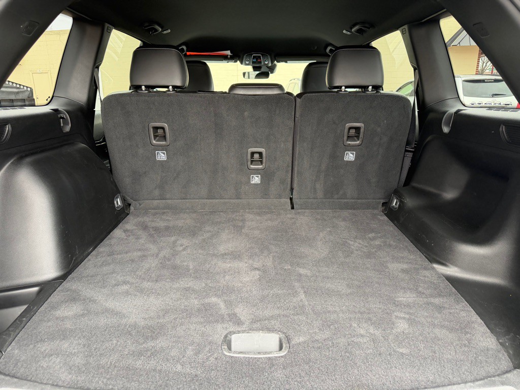 2025 Jeep Grand Cherokee Image 9