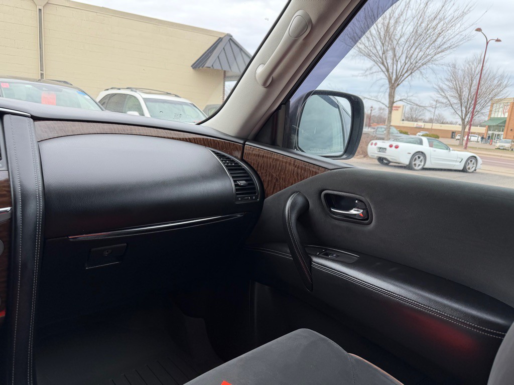 2019 Nissan Armada Image 12