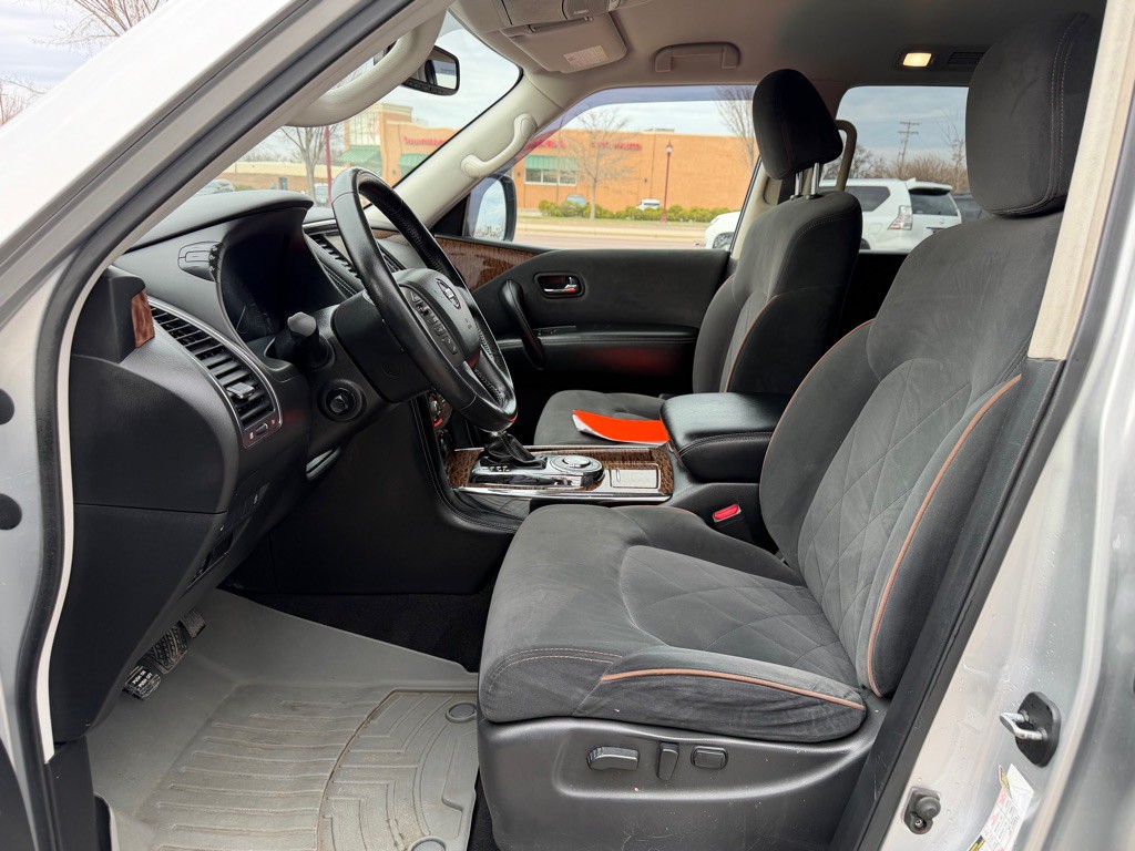 2019 Nissan Armada Image 17