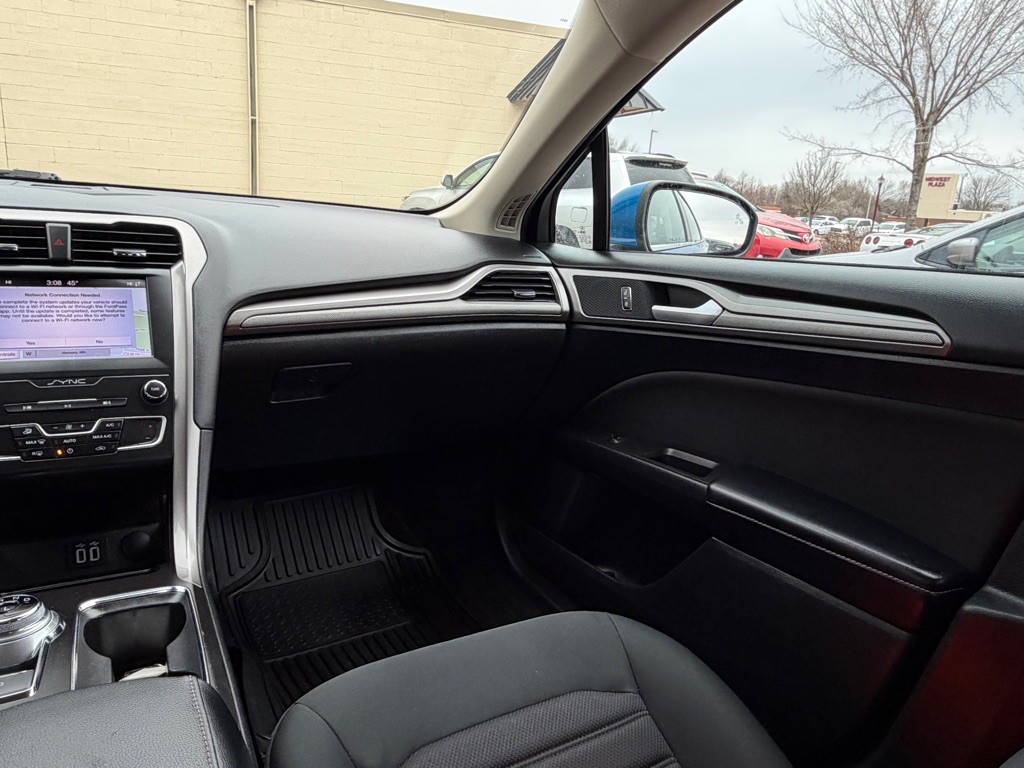 2019 Ford Fusion Image 9