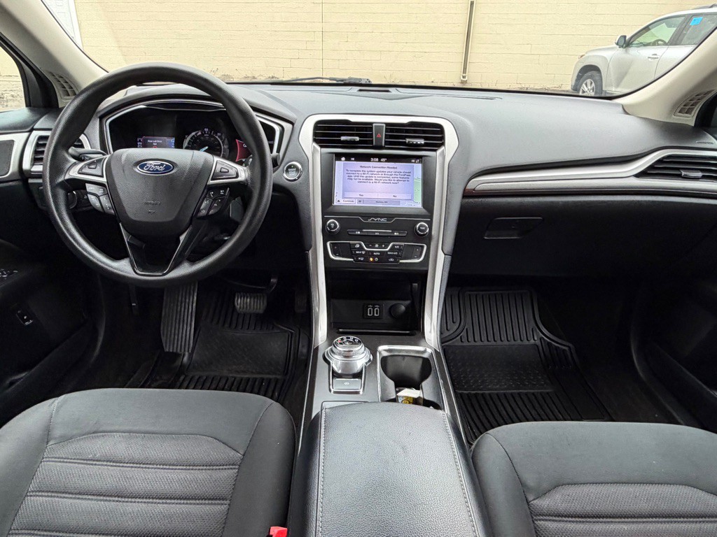 2019 Ford Fusion Image 10