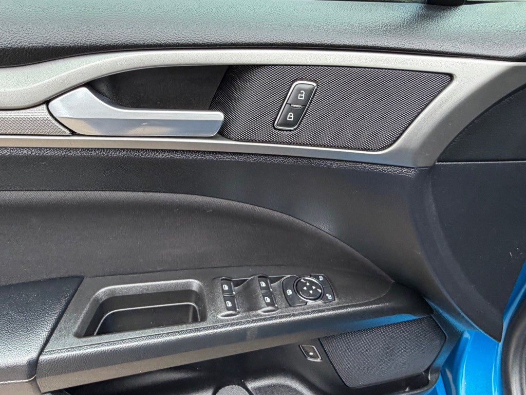 2019 Ford Fusion Image 13