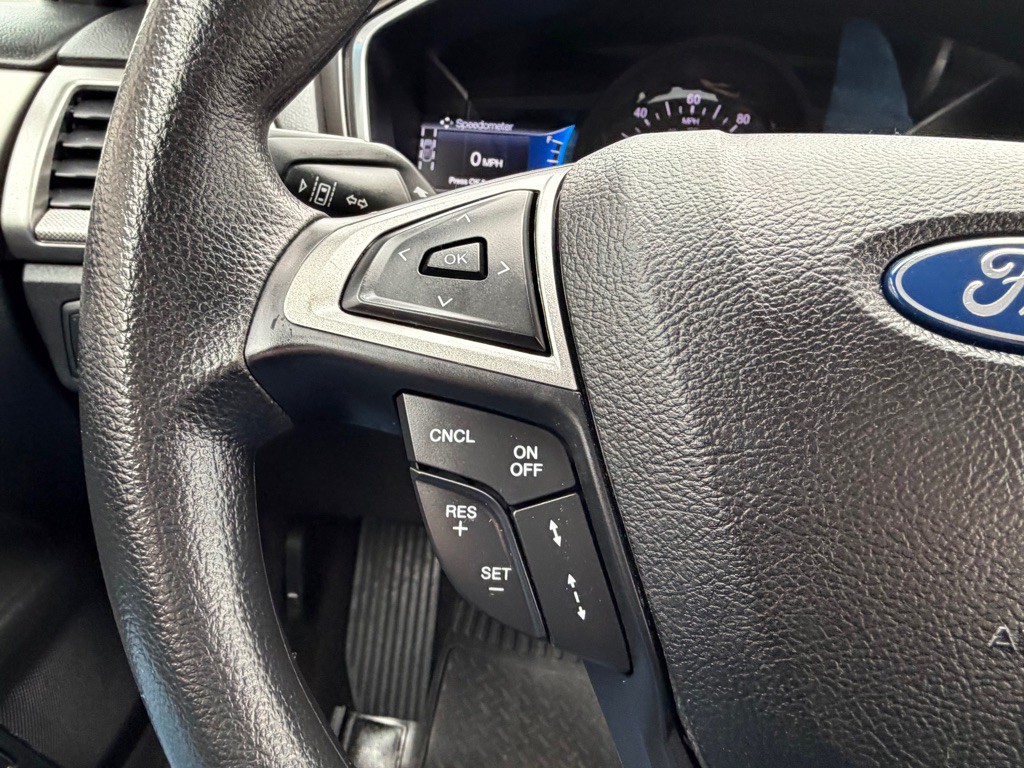 2019 Ford Fusion Image 17