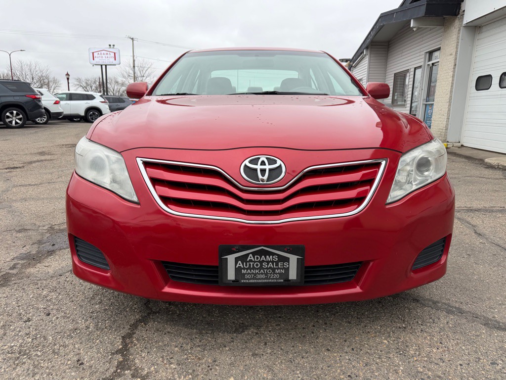 2011 Toyota Camry Image 3