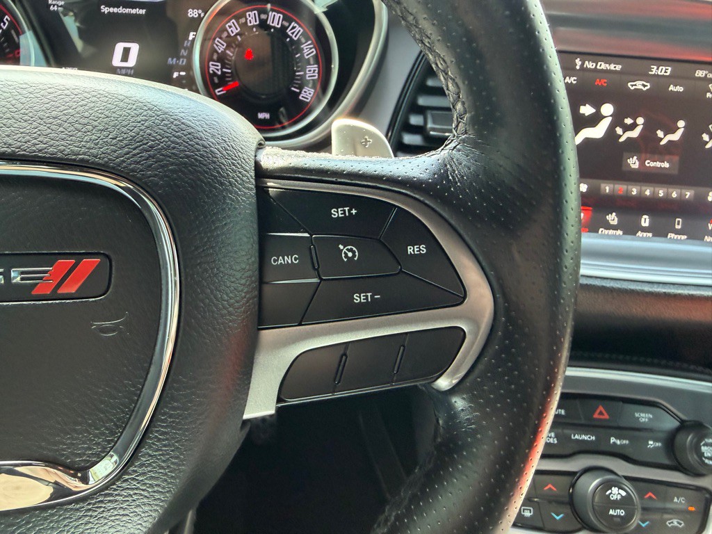 2019 Dodge Challenger Image 12