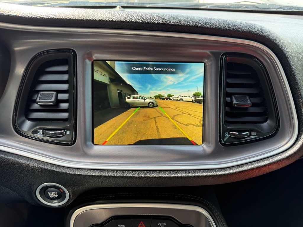 2019 Dodge Challenger Image 14