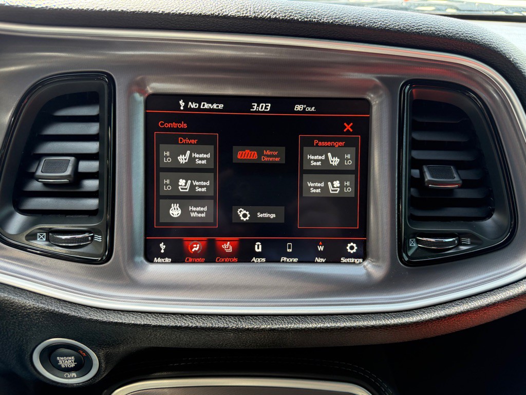 2019 Dodge Challenger Image 16