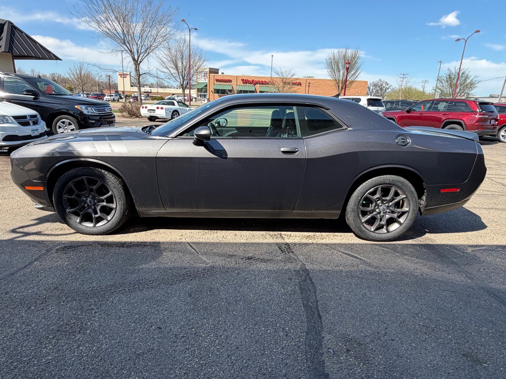 2018 Dodge Challenger Image 5