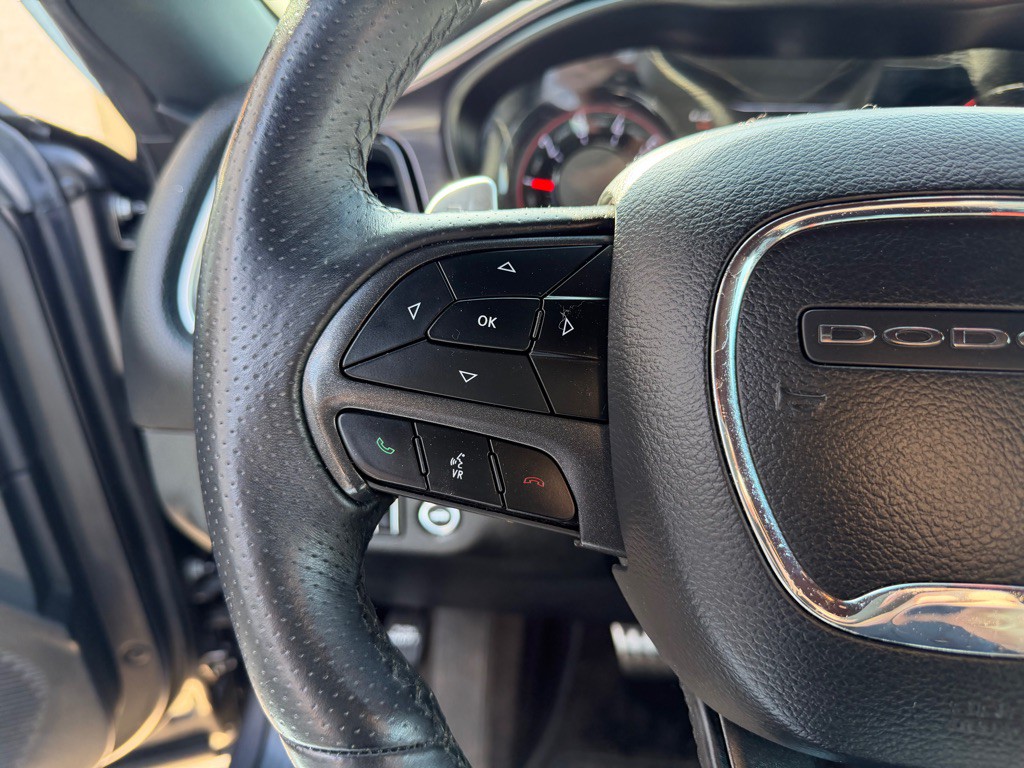 2018 Dodge Challenger Image 11