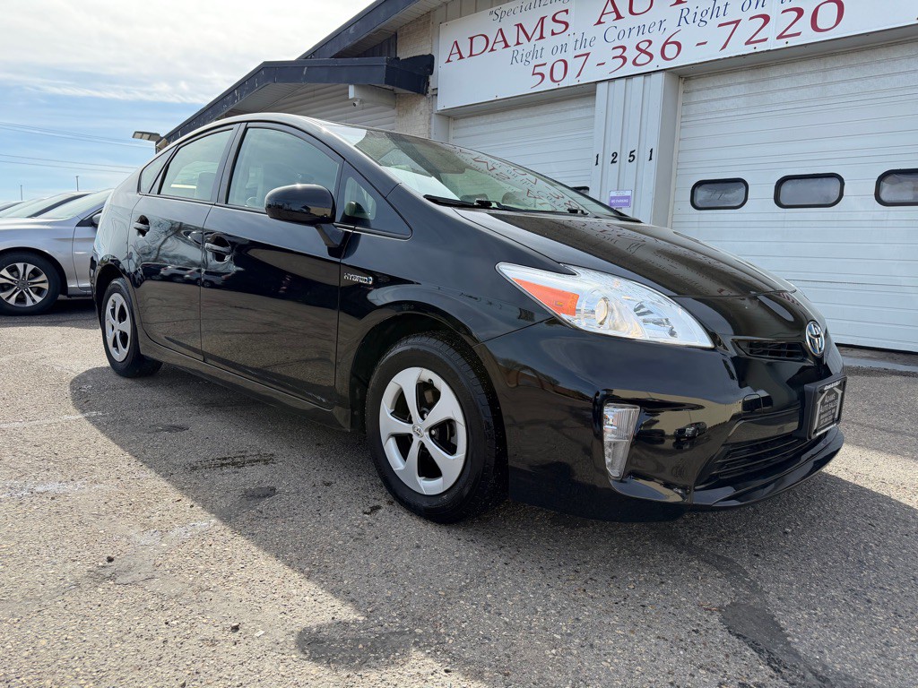 2015 Toyota Prius Image 1