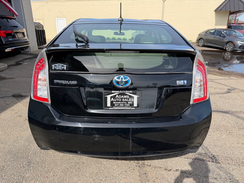 2015 Toyota Prius Image 6