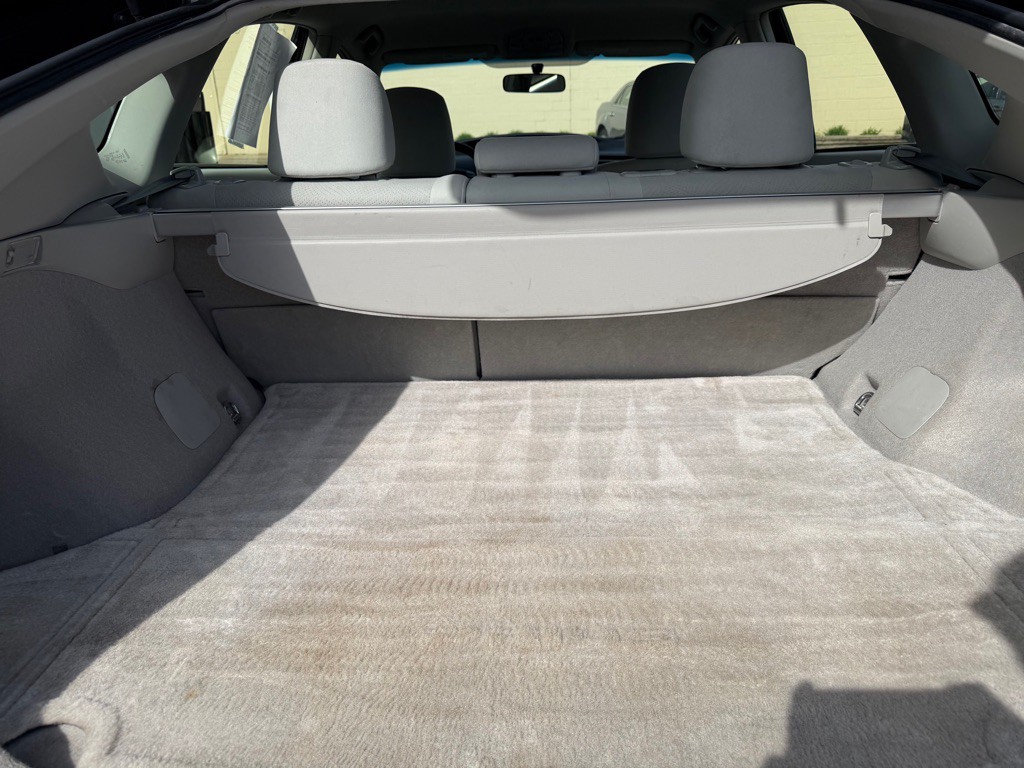 2015 Toyota Prius Image 8