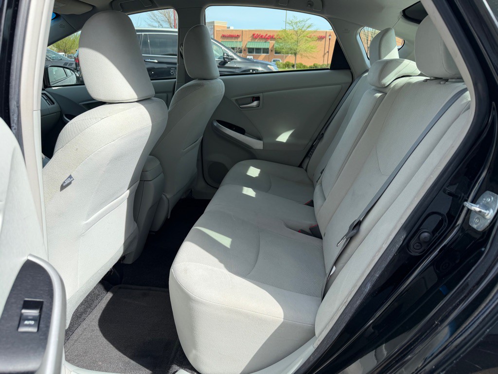 2015 Toyota Prius Image 10