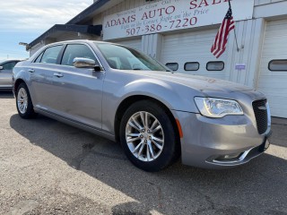 Image for 2017 Chrysler 300  ID: 7372517