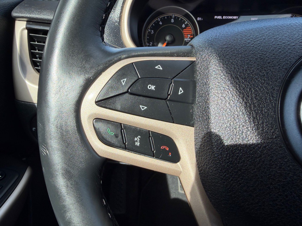 2018 Jeep Cherokee Image 42