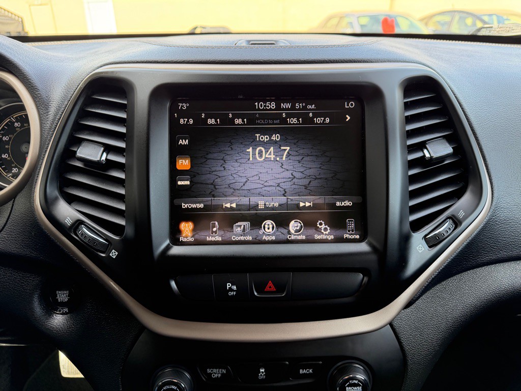 2018 Jeep Cherokee Image 44