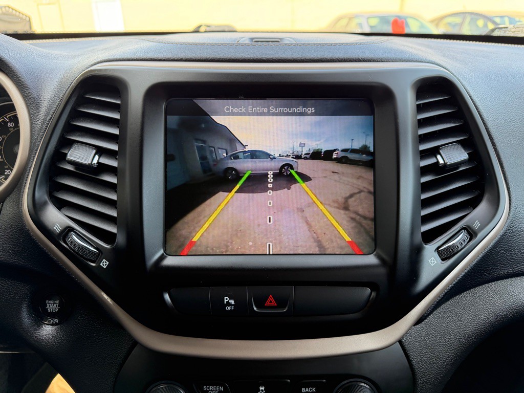 2018 Jeep Cherokee Image 46