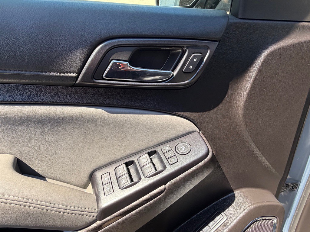 2015 Chevrolet Tahoe Image 18