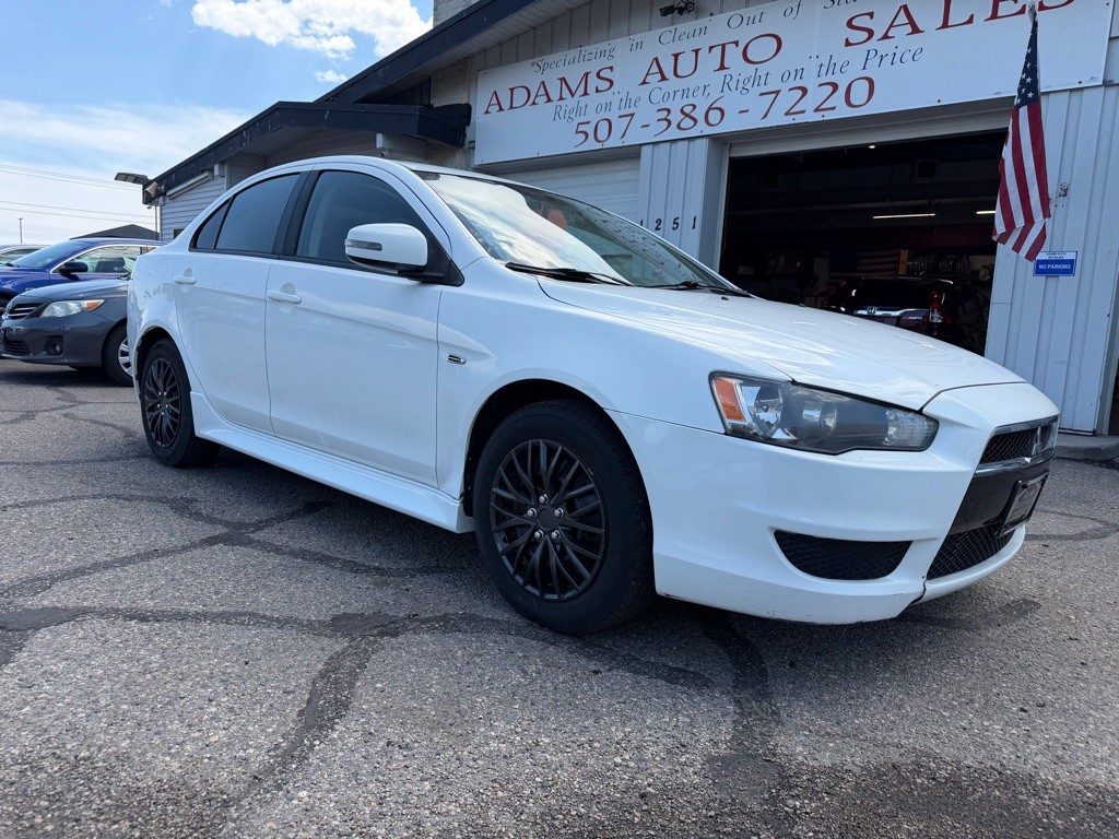 2015 Mitsubishi Lancer Image 1