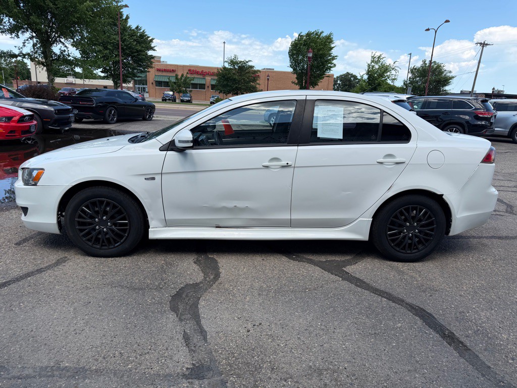 2015 Mitsubishi Lancer Image 5