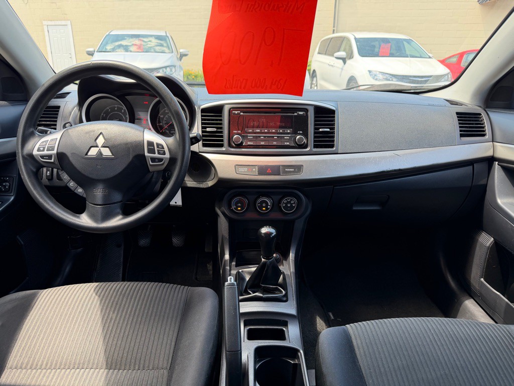 2015 Mitsubishi Lancer Image 10