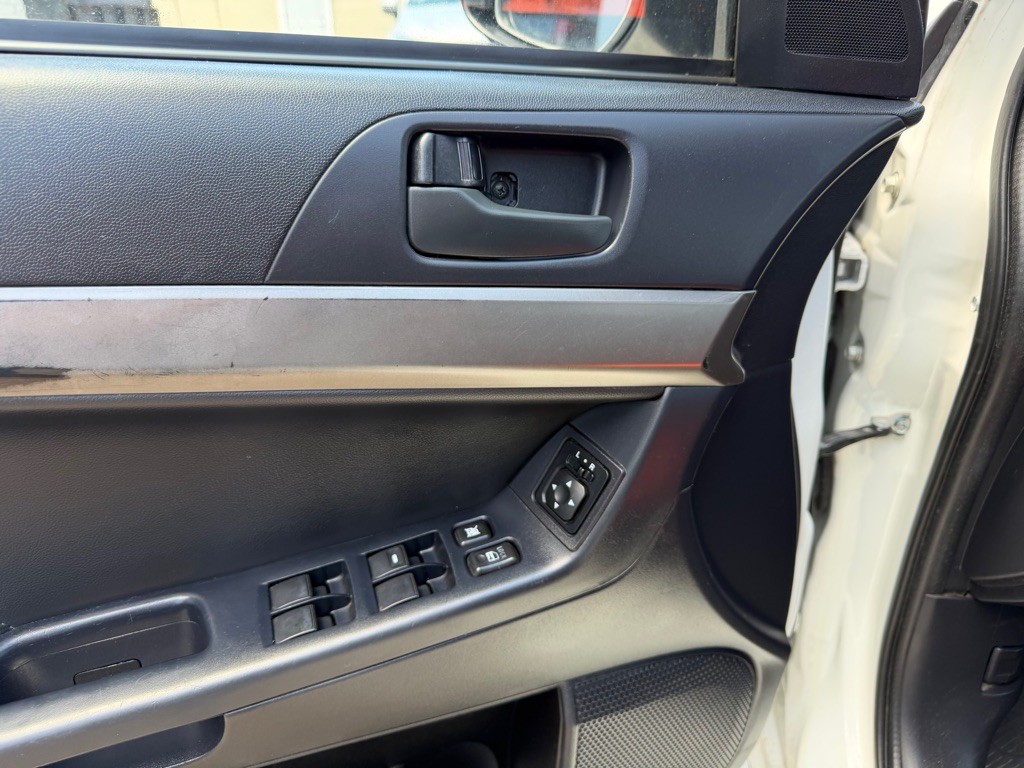 2015 Mitsubishi Lancer Image 15