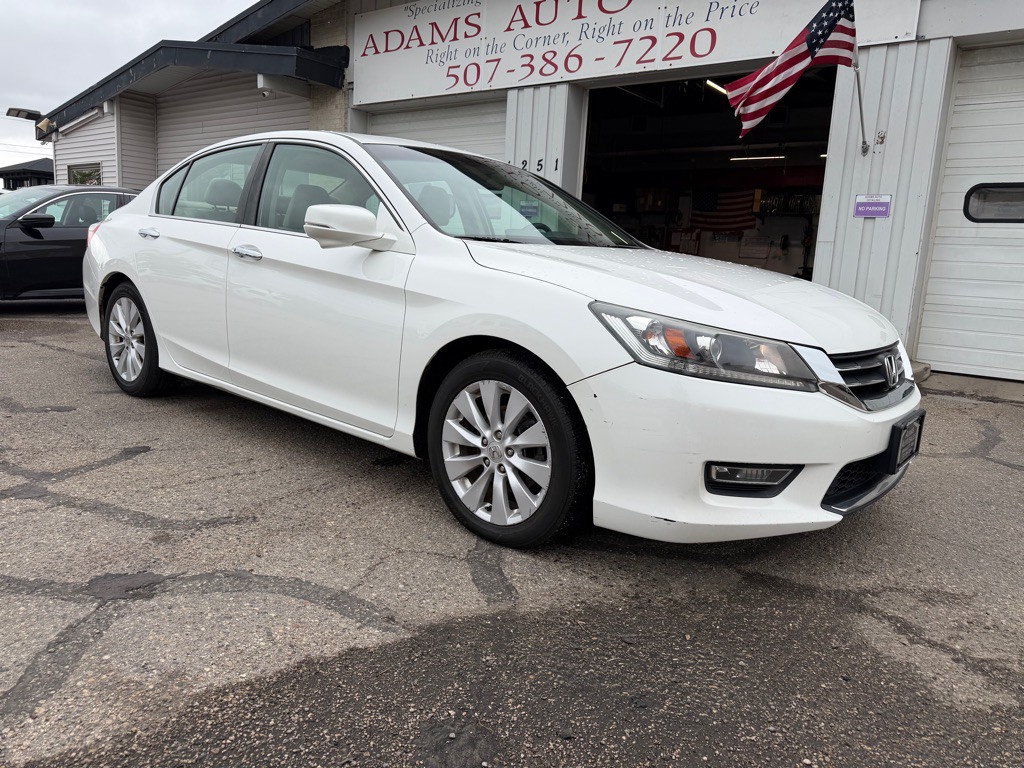 2013 Honda Accord Image 1