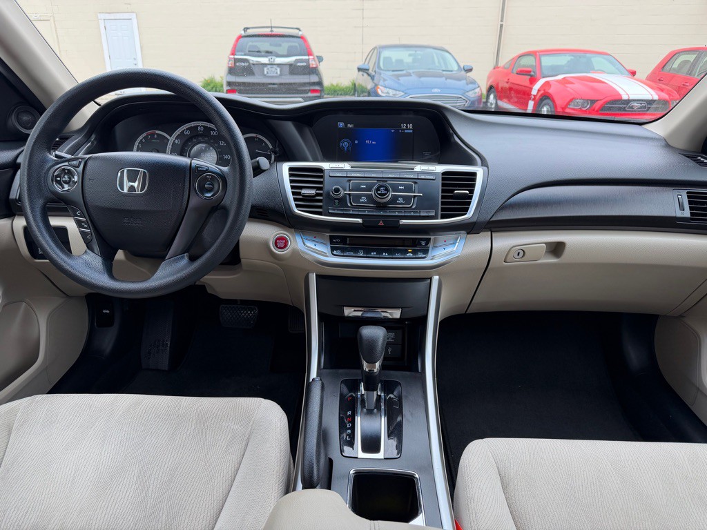 2013 Honda Accord Image 11