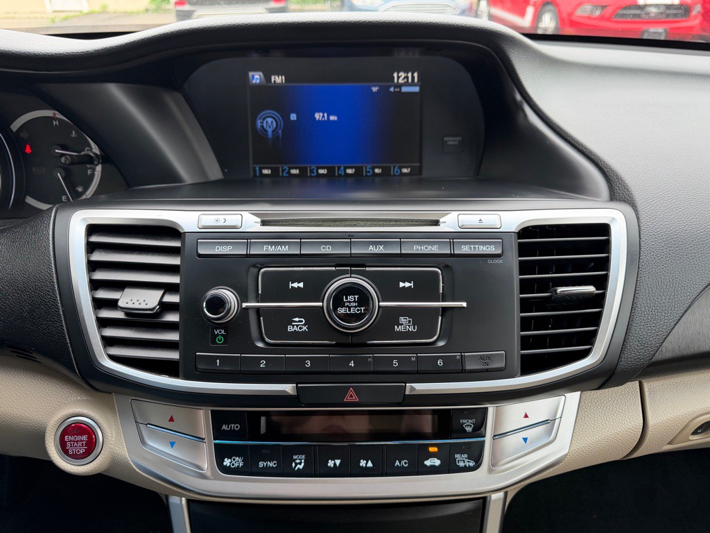 2013 Honda Accord Image 20