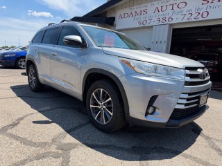 Image for 2017 Toyota Highlander SE ID: 7459816