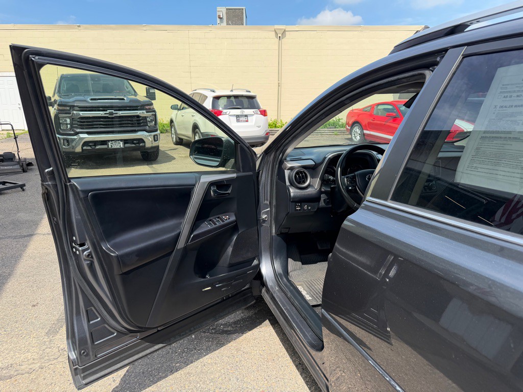 2017 Toyota Rav4 Image 15