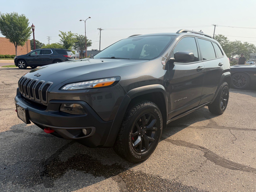 2017 Jeep Cherokee Image 4