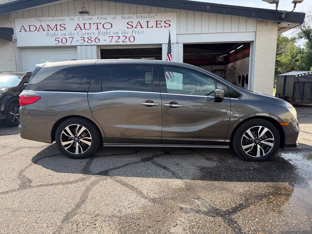 2018 Honda Odyssey Image 2