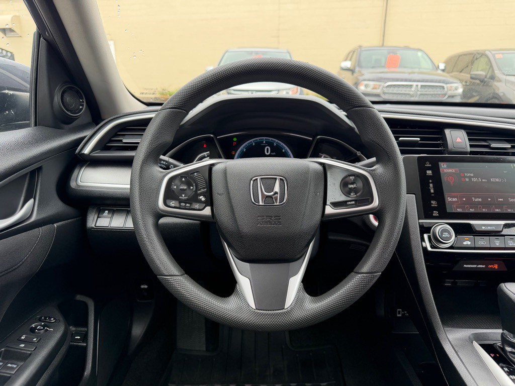 2016 Honda Civic Image 17