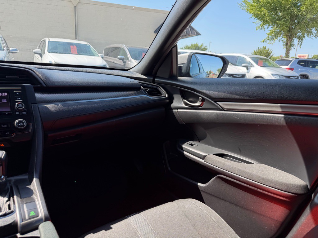 2019 Honda Civic Image 12