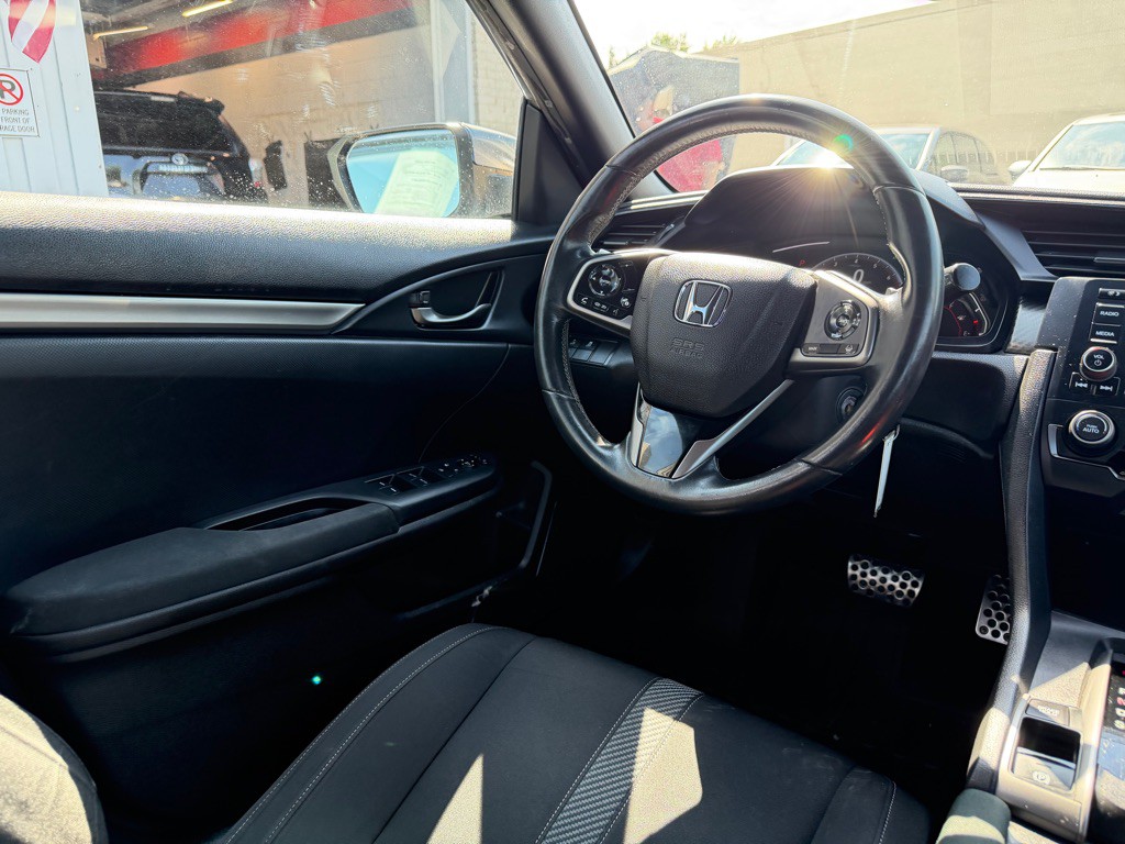 2019 Honda Civic Image 14