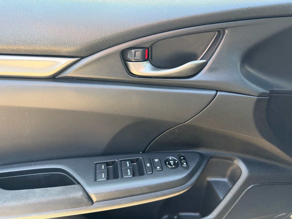 2019 Honda Civic Image 16