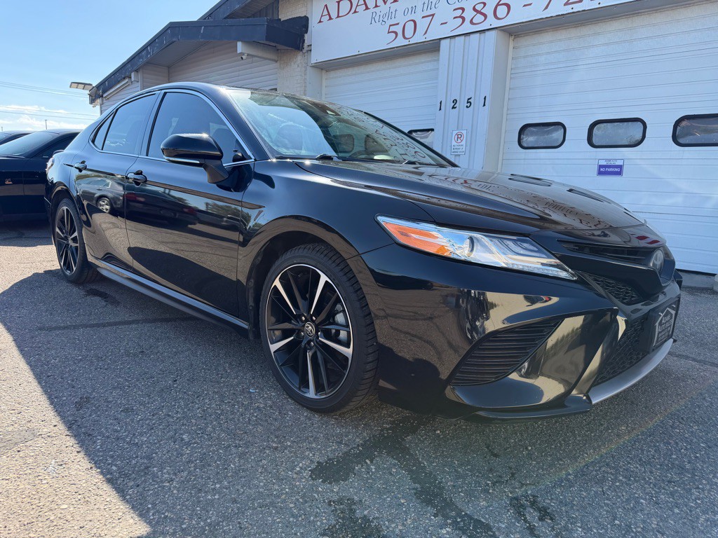 2020 Toyota Camry Image 1