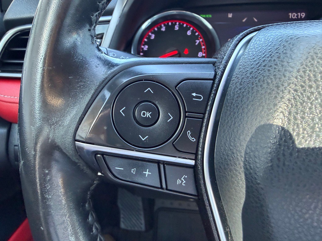 2020 Toyota Camry Image 18