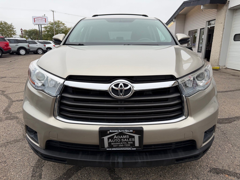 2015 Toyota Highlander Image 3