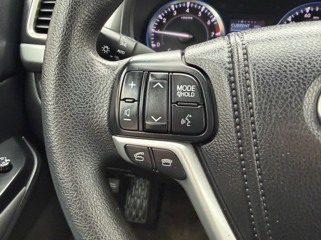 2015 Toyota Highlander Image 20