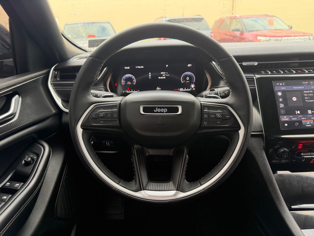 2023 Jeep Grand Cherokee Image 18