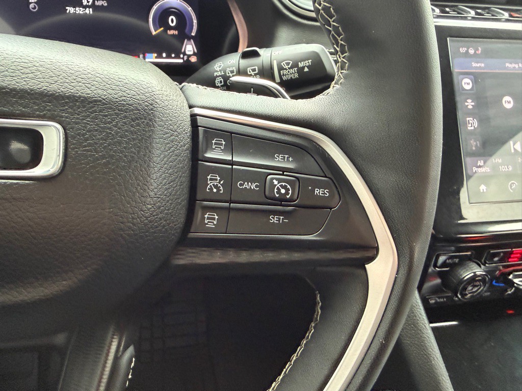2023 Jeep Grand Cherokee Image 21