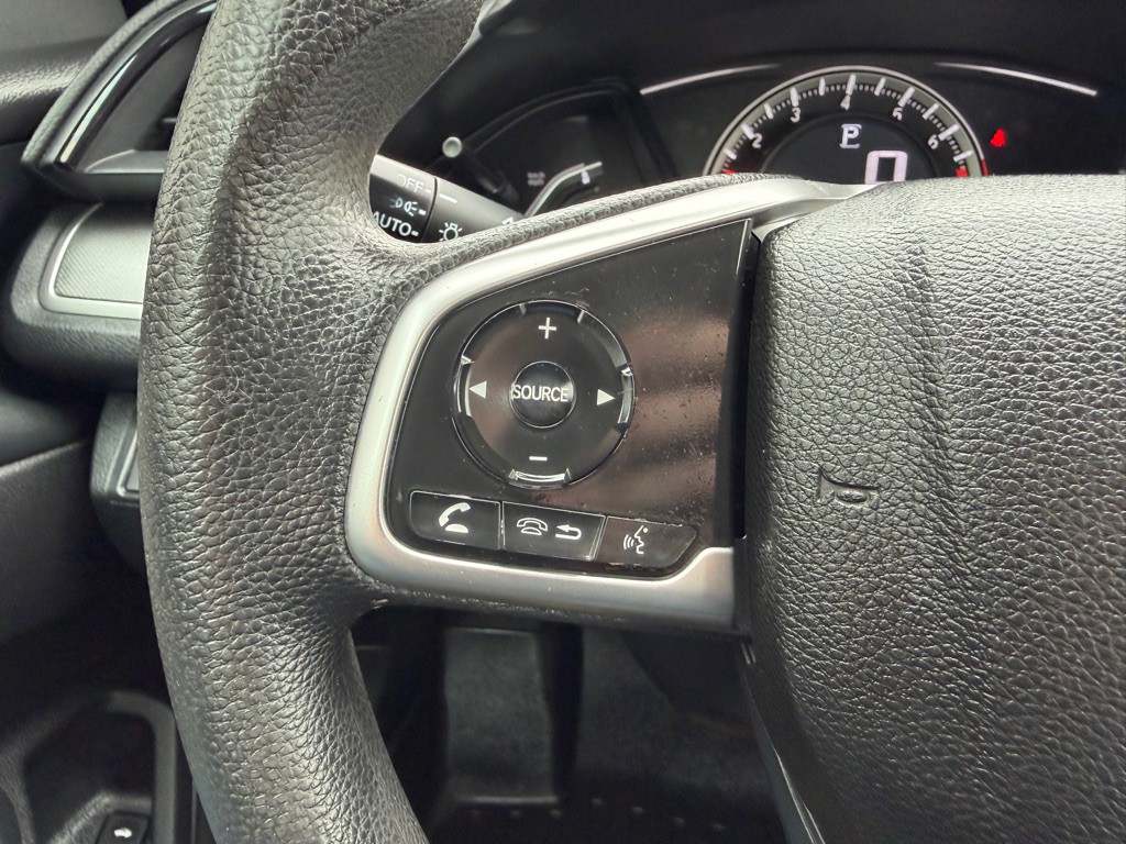 2016 Honda Civic Image 17