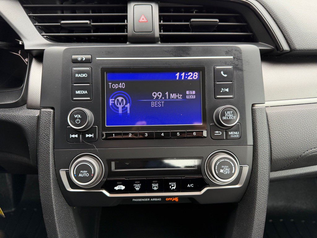 2016 Honda Civic Image 19