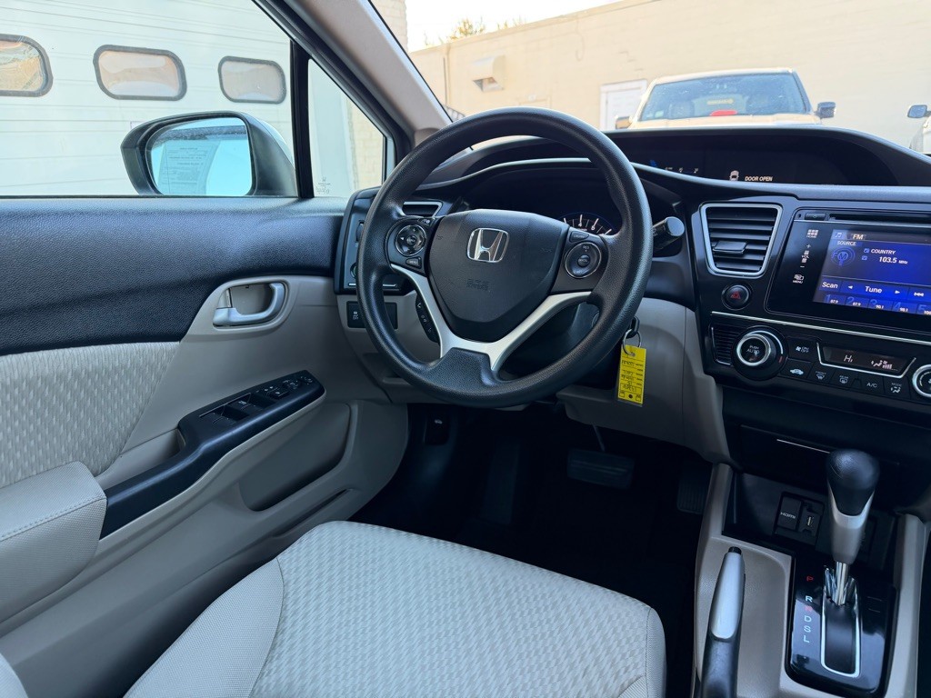 2015 Honda Civic Image 11