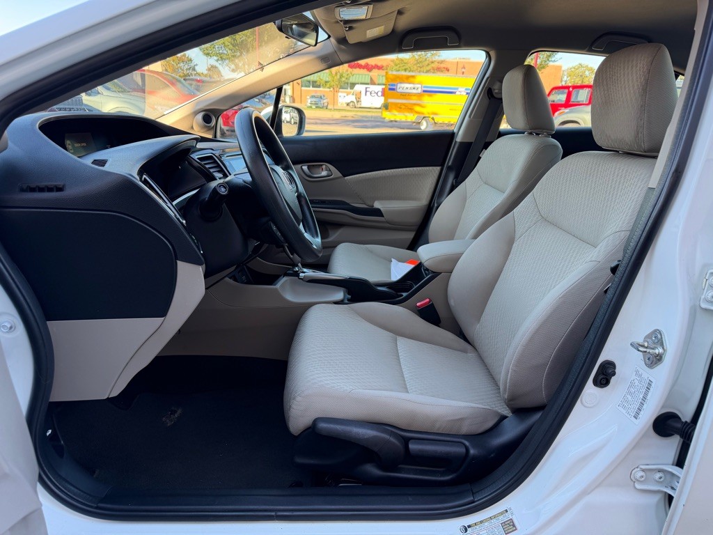 2015 Honda Civic Image 14